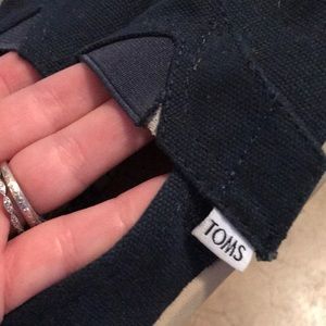 Toms Shoes - T7 navy classic toms Toms Shoes - T7 navy classic toms